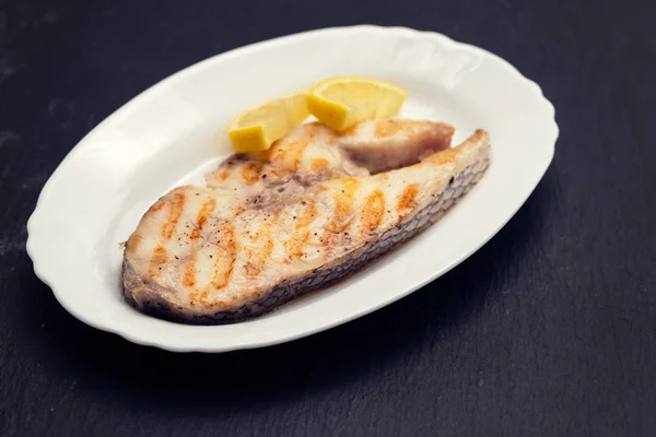 Grillad Fisk Med Citron — Stockfoto