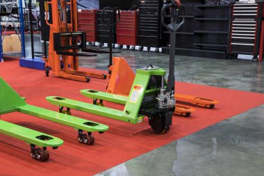 Endüstriyel handlift ekipman ambar için; aygıt desteği