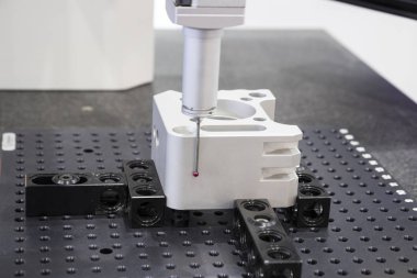 Headcylinder işlenmiş alüminyum parçalar boyut Cmm tarafından kontrol