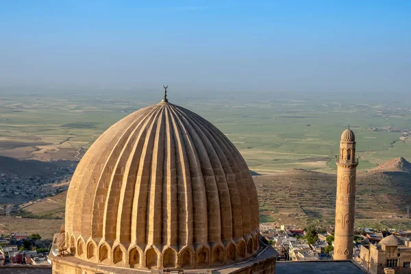 Minaret Mešity Známé Také Jako Ulu Cami Mezopotámské Obyčejný Pozadí — Stock fotografie