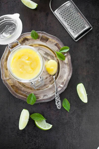 Hazırlık Yapımı Limon Lor Üstten Görünüm — Stok fotoğraf