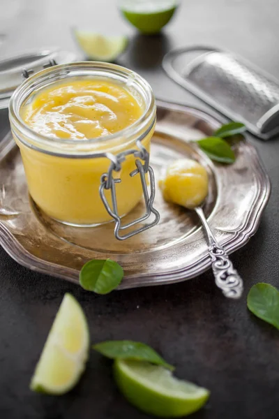 Homemade Lime Jam Jar Slices — Stock Photo, Image