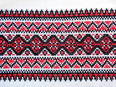 beyaz bir arka plan üzerinde kırmızı ve siyah konuları ile işlemeli desen, dekor elemanı, Ukrayna halk nakış