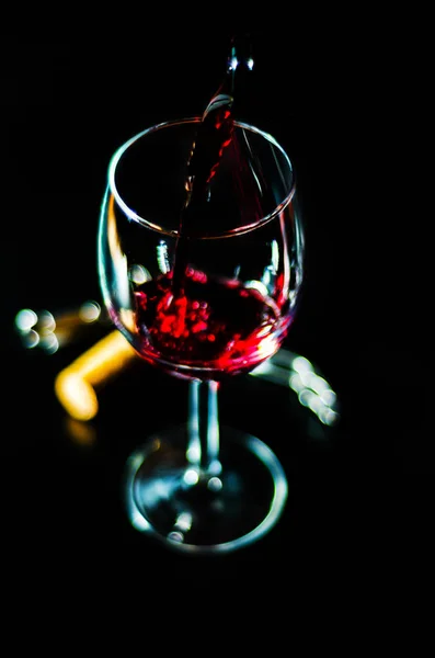 Einschenken Von Rotwein Ein Glas Feier Eines Augenblicks Mit Einem — Stockfoto