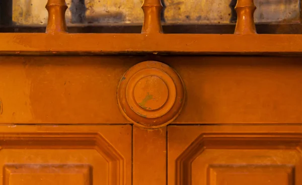 Fechar Uma Maçaneta Porta Redonda Com Elementos Decorativos Decoração Porta — Fotografia de Stock