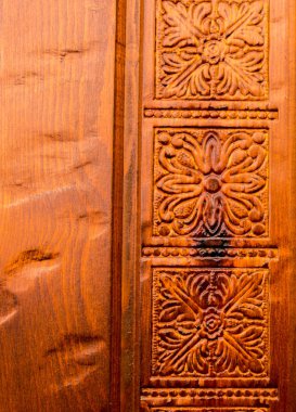 Ahşap bir yüzeyin ilginç dokusu, zarif bir arka plan olarak doğal ahşap, doğa.