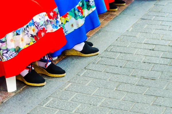 Sapatos Coloridos Tradicionais Para Trajes Populares Espanha Sapatos Dança Alparcatas — Fotografia de Stock