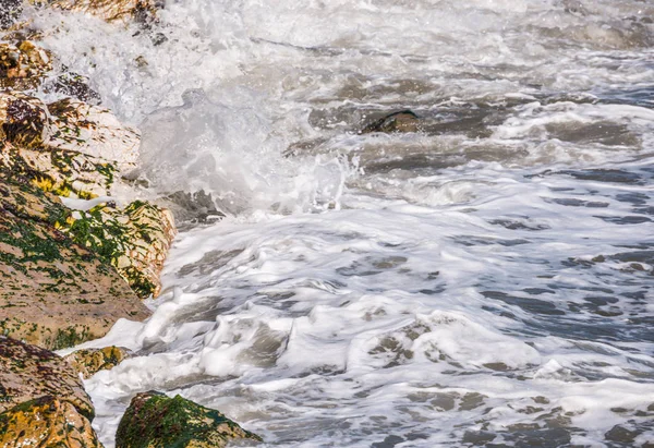 Mer Incroyable Avec Vague Bleue Été Rochers Vue Relaxante Sur — Photo