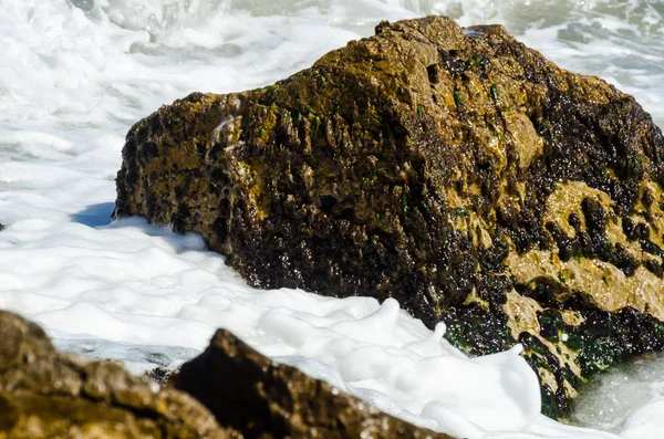 Amazing Sea Blue Summer Wave Rocks Relaxing View Rocks Water — Stock Photo, Image