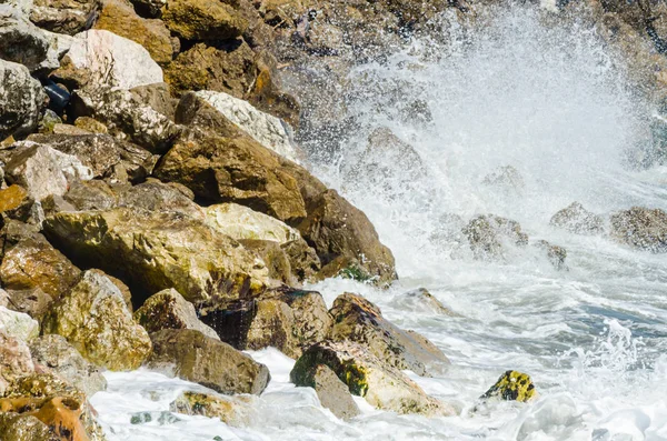 Mer Incroyable Avec Vague Bleue Été Rochers Vue Relaxante Sur — Photo