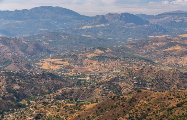 Hermosa Vista Las Montañas Región Andalucía Casas Tierras Cultivo Las — Foto de Stock