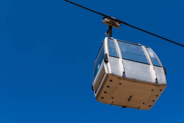 Teleferik gökyüzü, yükseklik ve turistik cazibe, seyahat, taşıma