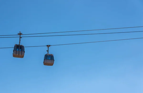 Cabo Contra Céu Transporte Altura Atração Turística Viajar — Fotografia de Stock