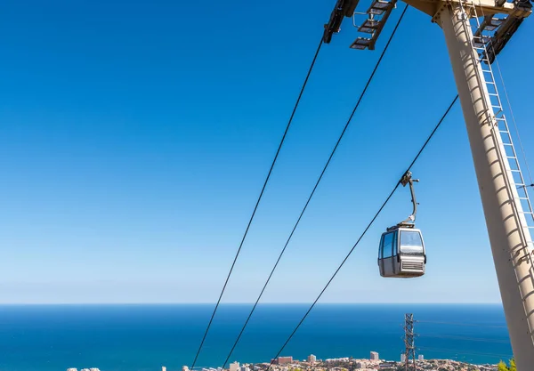 Cabo Contra Céu Transporte Altura Atração Turística Viajar — Fotografia de Stock
