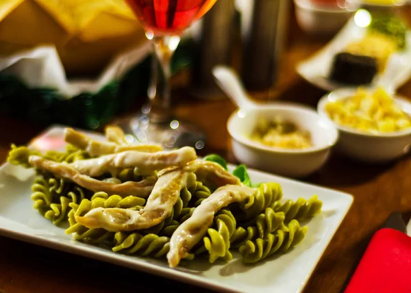 Leckeres Gericht Mit Pasta Fleisch Und Soße Italienisches Gericht Schnelles — Stockfoto