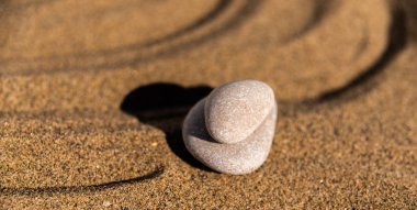Zen meditasyon taş, kum, saflık uyum ve Maneviyat, spa sağlık ve yoga arka plan, uyum için kavram