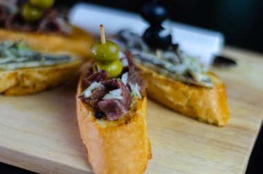 İspanyol deniz ürünleri tapas, mini sandviç yemek set, lezzetli Aperatif meze, öğle yemeği
