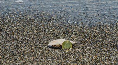 Kripto Döviz altın Bitcoin, Btc, Bitcoin makro çekim Plaj arka planda, bitcoin incelemesi kavramı paralar.