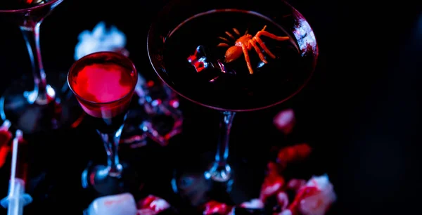 Griezelig Halloween Feest Cocktails Met Bloed Spinnen Ijsblokjes Dranken Feestje — Stockfoto