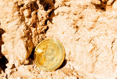 Kripto Döviz altın Bitcoin, Btc, Bitcoin makro çekim kaya arka planda, bitcoin incelemesi kavramı paralar.