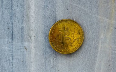 Kripto Döviz altın Bitcoin, Btc, Bitcoin makro çekim kaya arka planda, bitcoin incelemesi kavramı paralar.