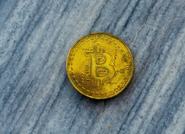 Kripto Döviz altın Bitcoin, Btc, Bitcoin makro çekim kaya arka planda, bitcoin incelemesi kavramı paralar.
