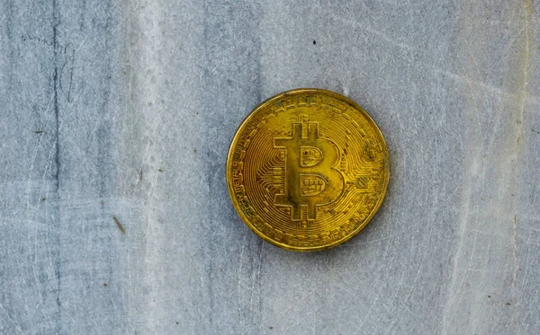 Kripto Döviz altın Bitcoin, Btc, Bitcoin makro çekim kaya arka planda, bitcoin incelemesi kavramı paralar.