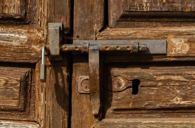 ilginç bir doku, eski bir giriş güvenlik bir kalıntı ile eski bir kapı anahtar deliği vintage