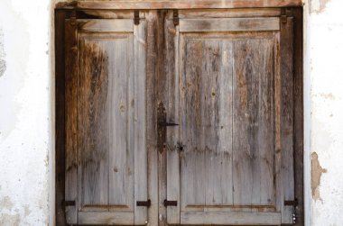 pancurlar bir eski Avrupa tarzı bina, mimari dekorasyon eski windows, vintage tarzı, windows, ayrıntı ilginç koruyucu bir unsur olarak