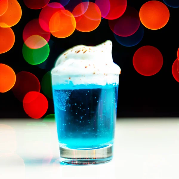 Christmas Drink Shot Shot Glass Bokeh Background Christmas Decoration Bar — Stock Photo, Image