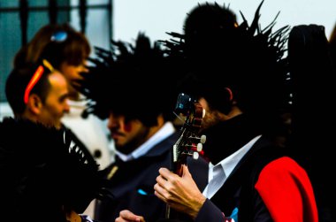 Nerja, İspanya - 10 Şubat 2018, karnaval sokaklarda