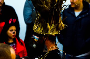 Nerja, İspanya - 10 Şubat 2018, karnaval sokaklarda