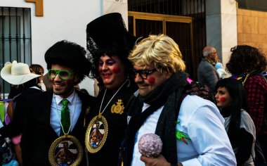 Nerja, İspanya - 10 Şubat 2018, karnaval sokaklarda