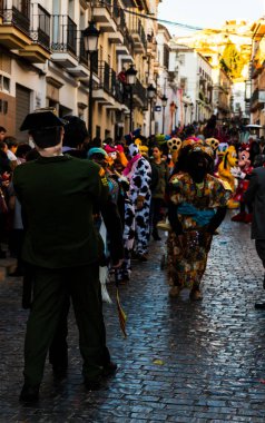 Nerja, İspanya - 10 Şubat 2018, karnaval sokaklarda