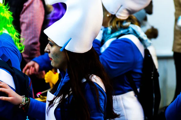 Nerja, İspanya - 10 Şubat 2018, karnaval sokaklarda