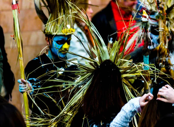 Nerja, İspanya - 10 Şubat 2018, karnaval sokaklarda