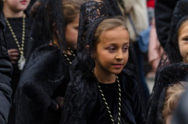 Kutsal hafta başlıyor çocuklar alay