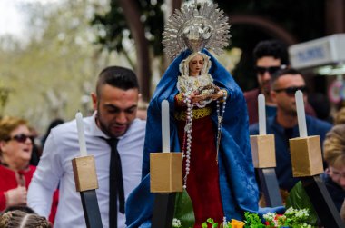 Kutsal hafta başlıyor çocuklar alay