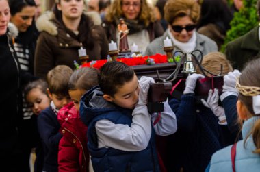 Kutsal hafta başlıyor çocuklar alay