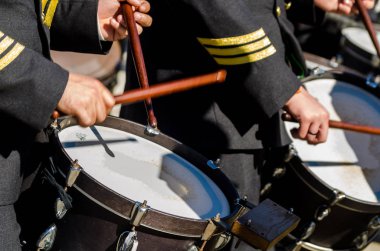 Velez Malaga, İspanya - 27 Mart 2018 insanlar geçit töreninde kutsal hafta İspanyol bir şehirde, Paskalya katılan