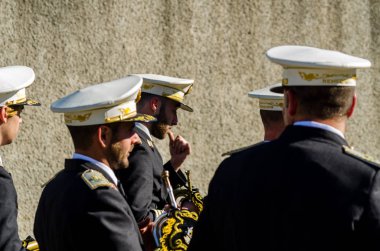 Velez Malaga, İspanya - 27 Mart 2018 insanlar geçit töreninde kutsal hafta İspanyol bir şehirde, Paskalya katılan