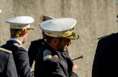 Velez Malaga, İspanya - 27 Mart 2018 insanlar geçit töreninde kutsal hafta İspanyol bir şehirde, Paskalya katılan