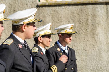 Velez Malaga, İspanya - 27 Mart 2018 insanlar geçit töreninde kutsal hafta İspanyol bir şehirde, Paskalya katılan