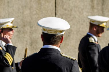 Velez Malaga, İspanya - 27 Mart 2018 insanlar geçit töreninde kutsal hafta İspanyol bir şehirde, Paskalya katılan