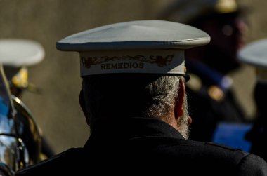 Velez Malaga, İspanya - 27 Mart 2018 insanlar geçit töreninde kutsal hafta İspanyol bir şehirde, Paskalya katılan