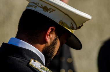 Velez Malaga, İspanya - 27 Mart 2018 insanlar geçit töreninde kutsal hafta İspanyol bir şehirde, Paskalya katılan