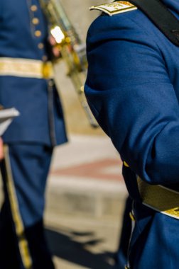 Velez Malaga, İspanya - 27 Mart 2018 insanlar geçit töreninde kutsal hafta İspanyol bir şehirde, Paskalya katılan