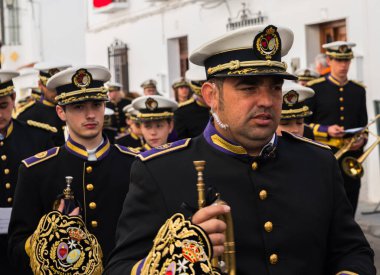 Velez Malaga, İspanya - 25 Mart 2018 insanlar geçit töreninde kutsal hafta İspanyol bir şehirde, Paskalya katılan