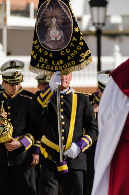 Velez Malaga, İspanya - 29 Mart 2018 insanlar geçit töreninde kutsal hafta İspanyol bir şehirde, Paskalya katılan
