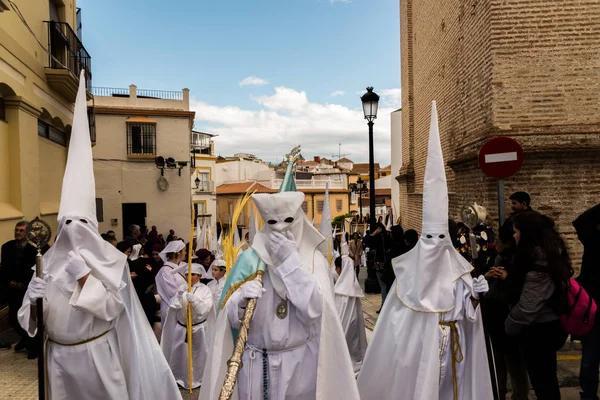 Velez Malaga Espanha Março 2018 Pessoas Que Participam Procissão Semana — Fotografia de Stock